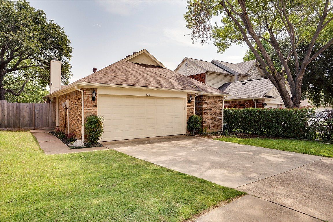 953 Ramblewood Dr, Lewisville, TX 75067 Zillow