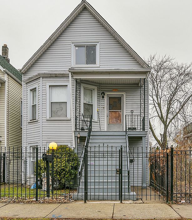 1st image of 3030 S Komensky Ave