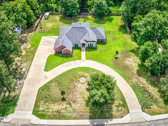 5th image of 1415 Feagin Dr