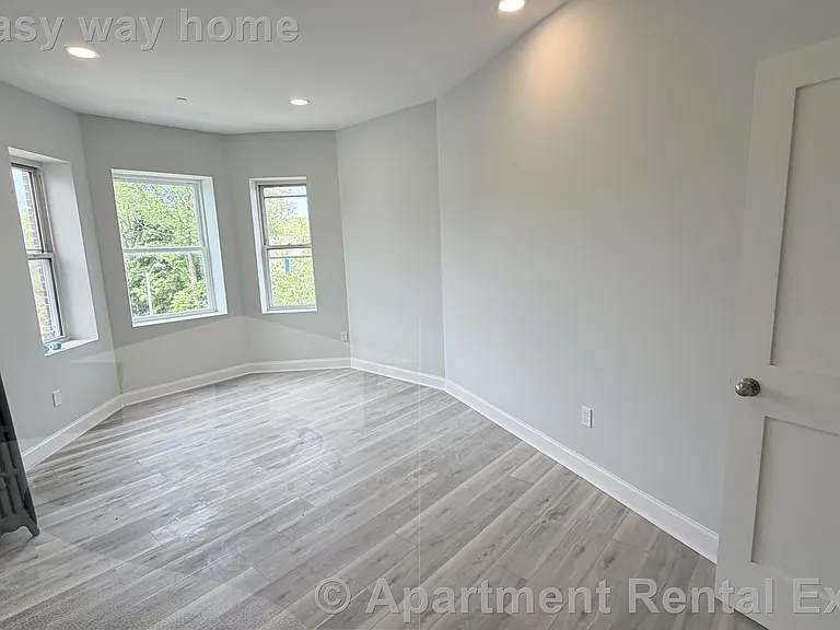 74 Kirkland St #35 — Photo 1