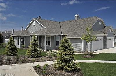 1st image of 549 Hyannis Port Cir