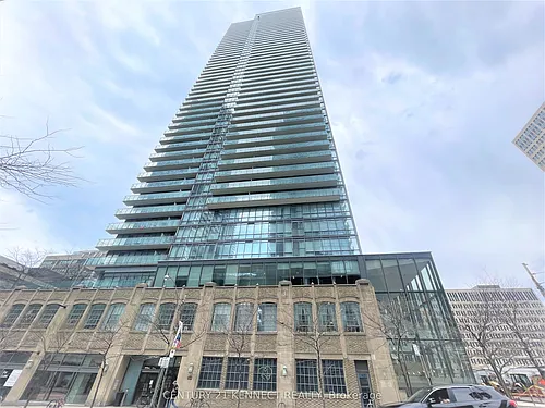 832 Bay St #608 Photo 1