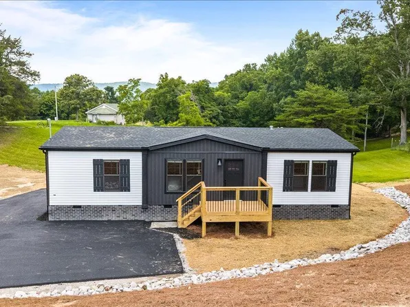 107 Linda Ln, Jacksboro, TN 37757