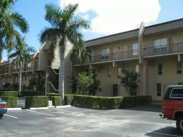 1100 Crystal Lake Dr APT 209, Pompano Beach, FL 33064