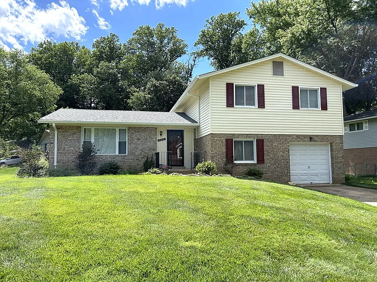 4898 Wheatstone Dr — Photo 1