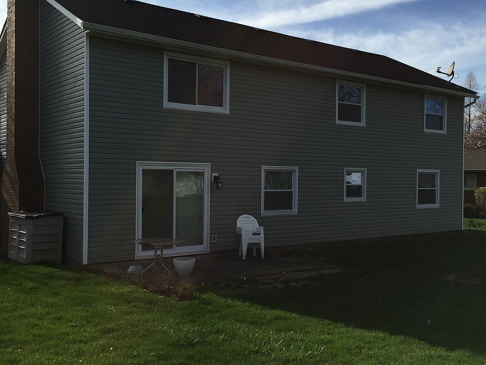 2nd image of 16974 Stag Thicket Ln