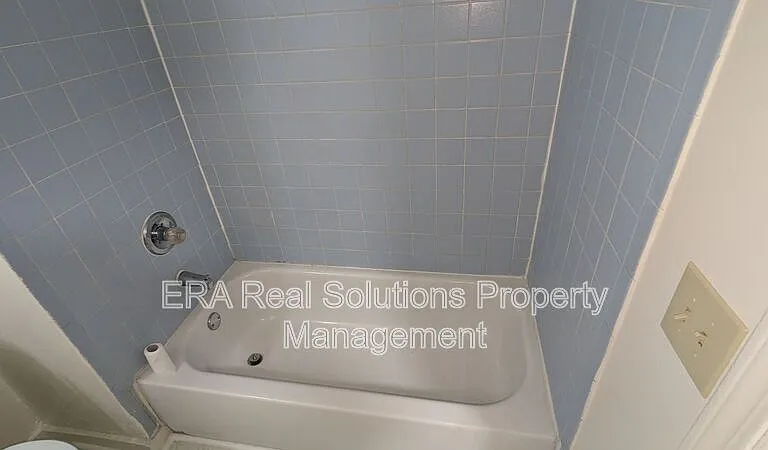 7875 Reading Rd #18 — Photo 4
