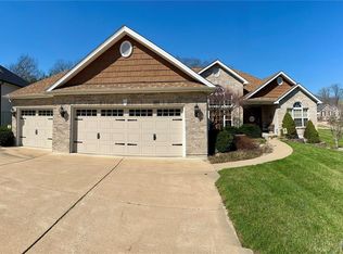 9727 Round Table Ct, Hillsboro, MO 63050