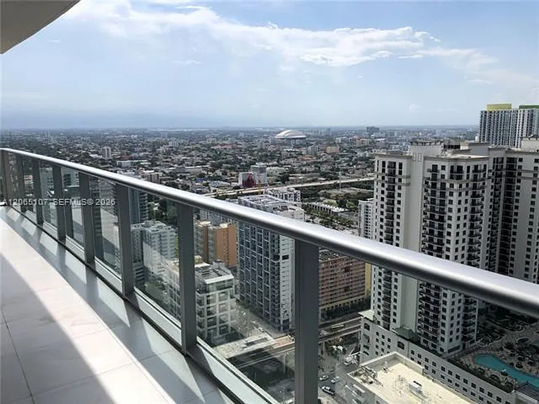 1100 S Miami Avenue Rd #4007 — Photo 2