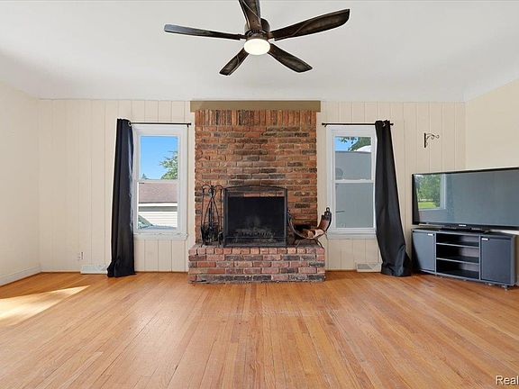 5th image of 37 Ensley St