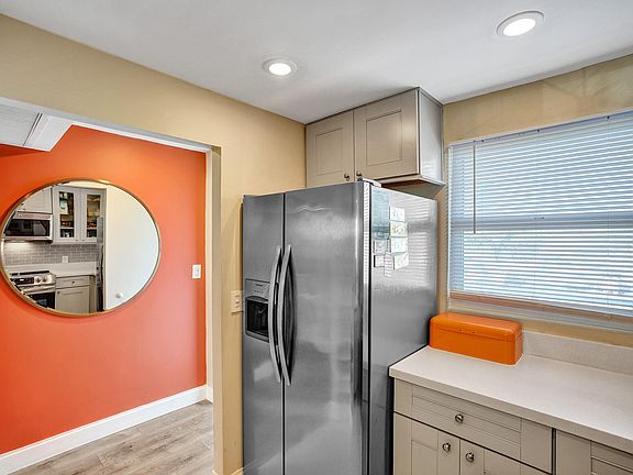 4th image of 103 Royal Park Drive #2F