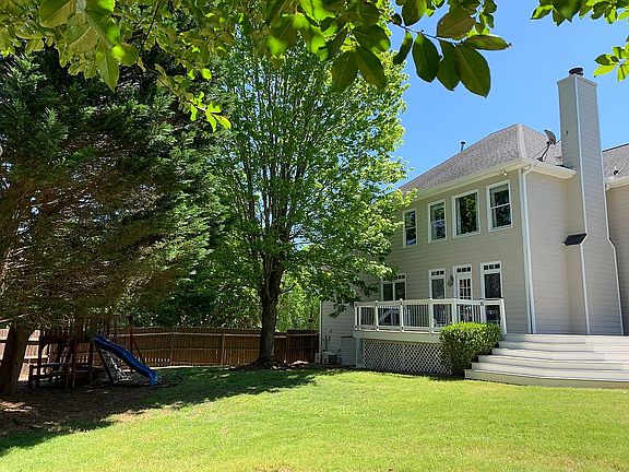 5th image of 5315 Wickershire Dr