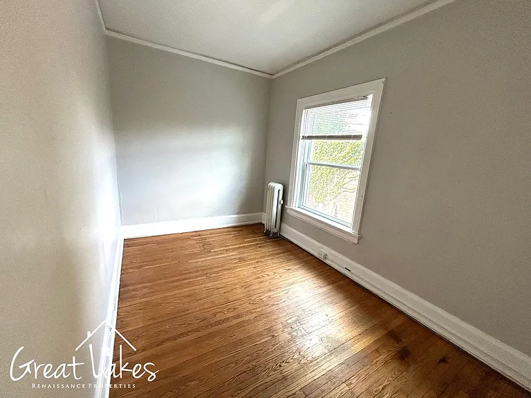 34 Hazelwood St — Photo 17