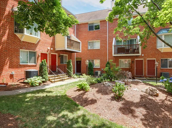 101 Grove Street #14, Stamford, CT 06902