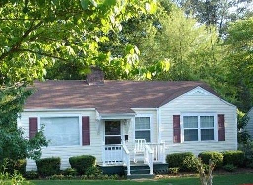1st image of 760 Mimosa Dr SE