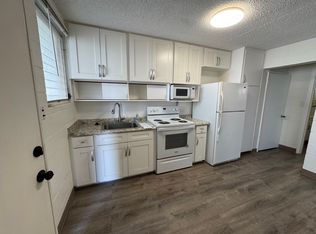 2671 S King St #105, Honolulu, HI 96826