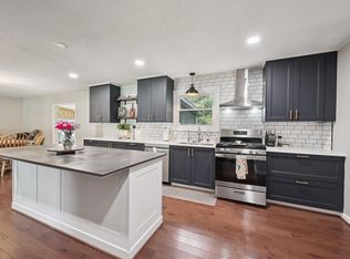 137 Oakland Blvd NE, Newark, OH 43055