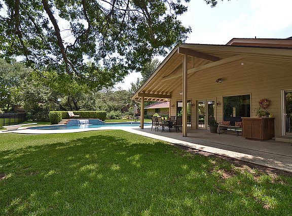 5th image of 5423 Hilton Head Dr