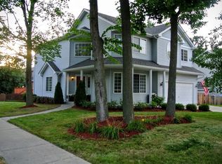 180 N Glade Ave, Elmhurst, IL 60126