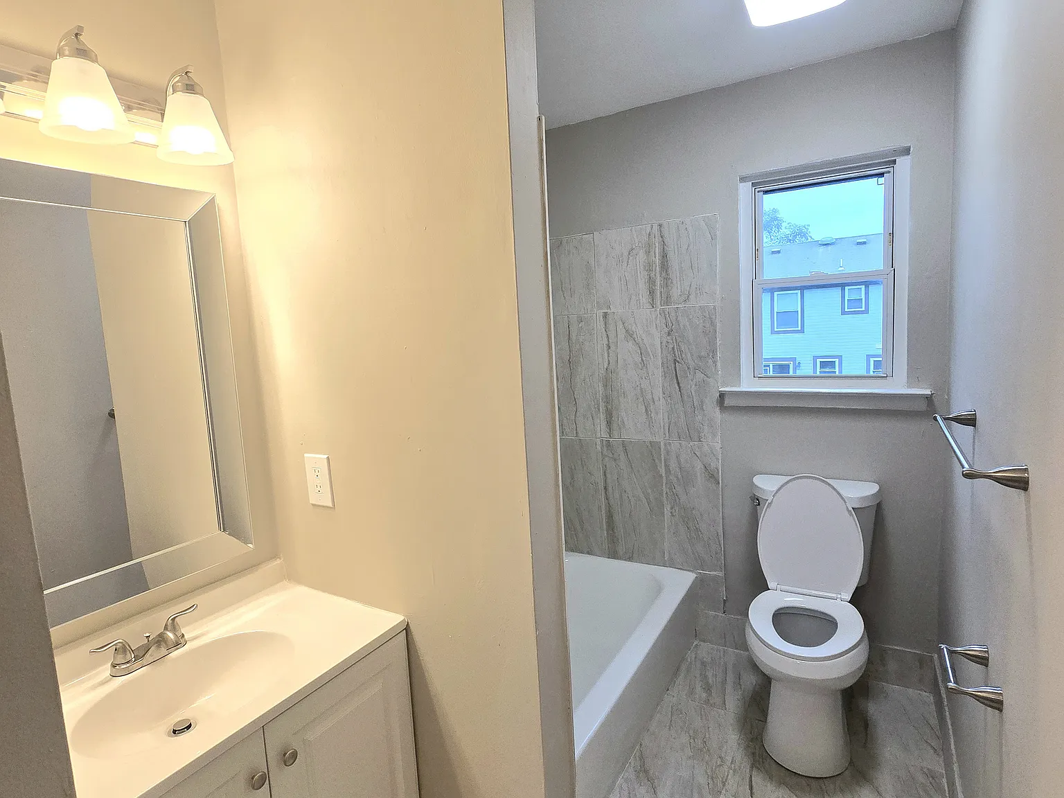 2 bed, 1080 sqft, $2,295 — Photo 4