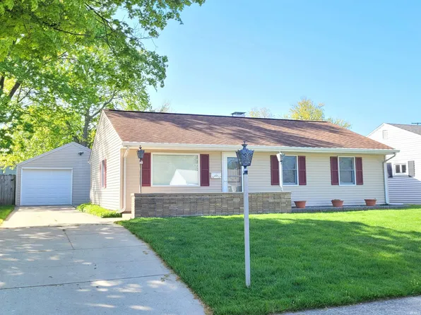 1212 Byron Dr, South Bend, IN 46614