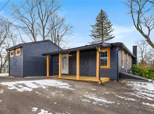 723 Autumn Dr, Somerset, PA 15501