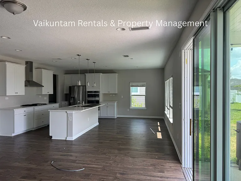 285 Brookgreen Way — Photo 8