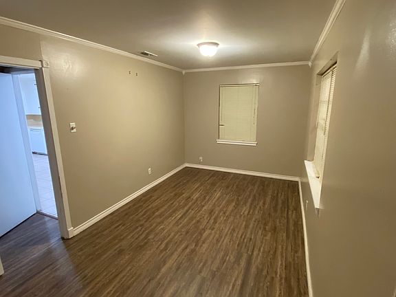4th image of 1216 Eden Dr
