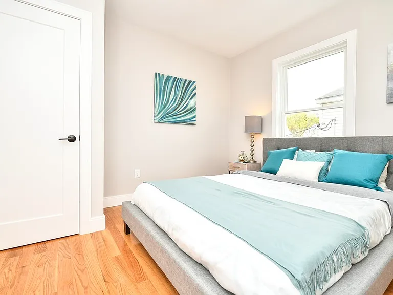 5 Irving St #2 — Photo 9