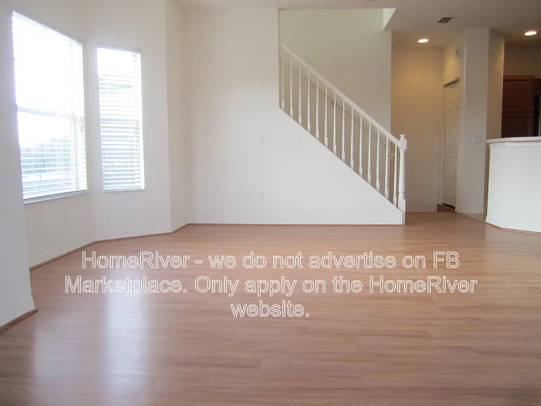 2388 Grand Central Pkwy #1 — Photo 4