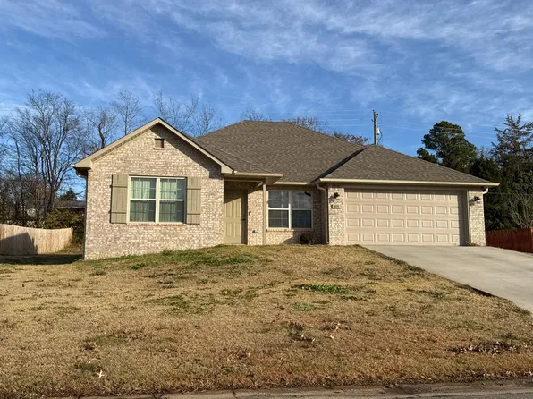 305 Adysen Ln, Roland, OK 74954