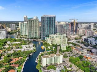 800 SE 4th St APT 305, Fort Lauderdale, FL 33301