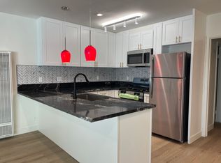 1021 Michigan Ave APT 2, Santa Monica, CA 90404