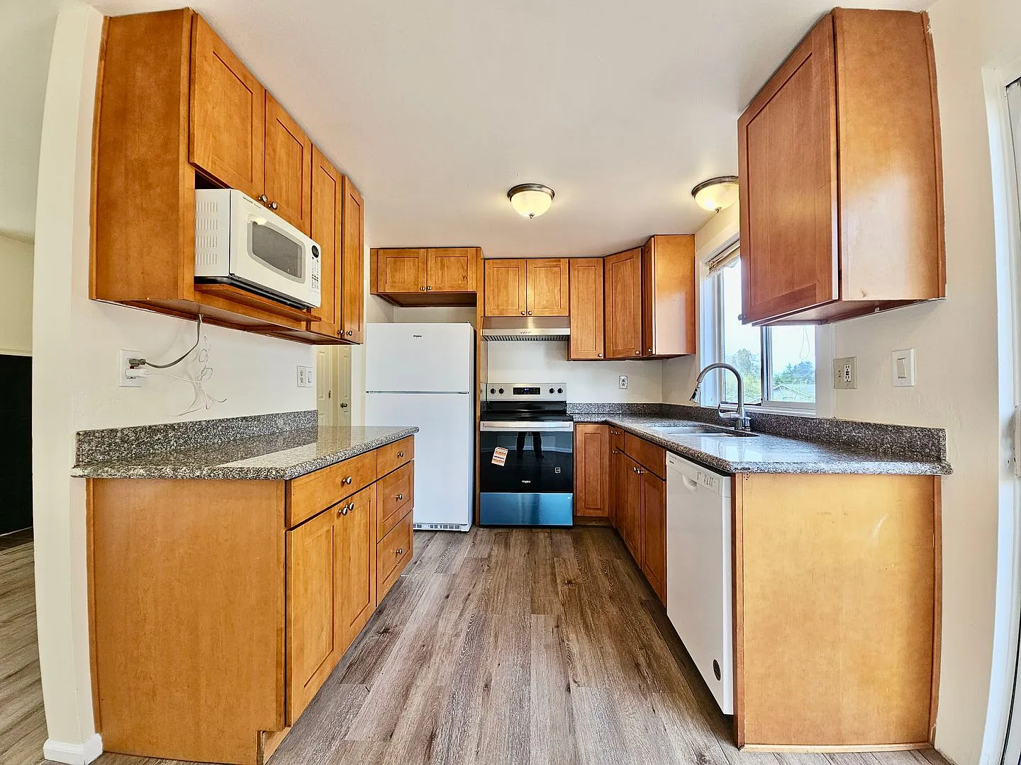 Beautiful Updated 4BR Home with Large Yard & Deck — Photo 3