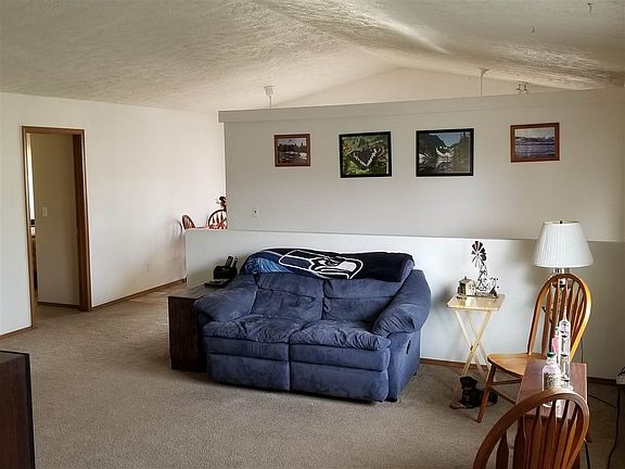 2nd image of 2227 E Lacrosse Ave