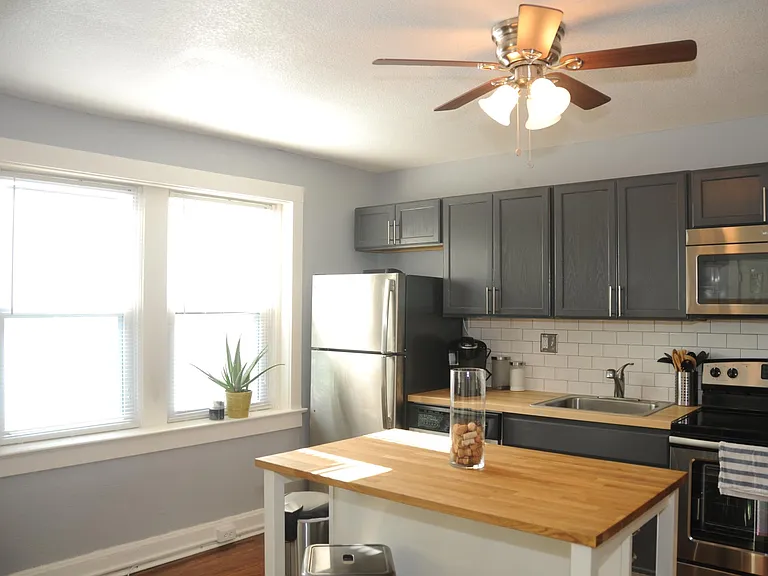 3336 Gillham Rd #1E — Photo 3