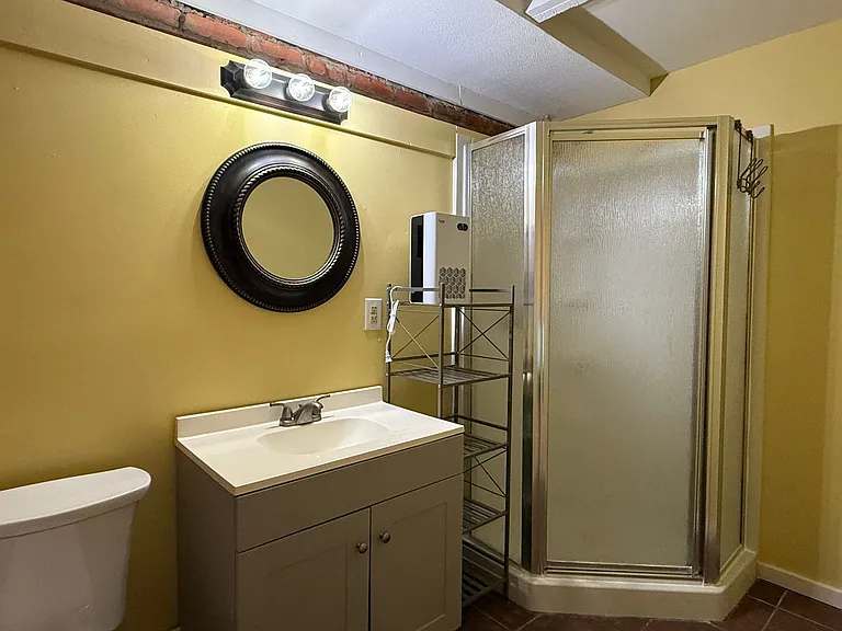 822 Georgia Ave — Photo 12