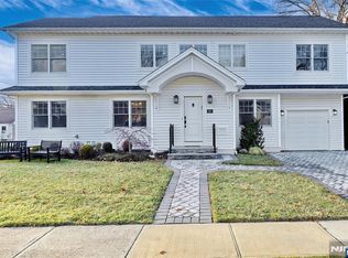 48 John Pl, Bergenfield, NJ 07621