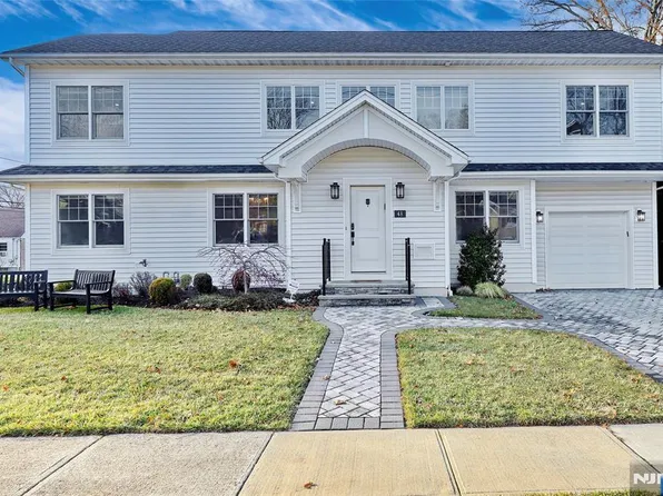 48 John Pl, Bergenfield, NJ 07621
