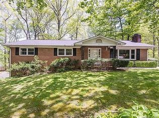 211 Beth Dr, Hendersonville, NC 28791
