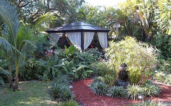 5th image of 301 NW 39th St