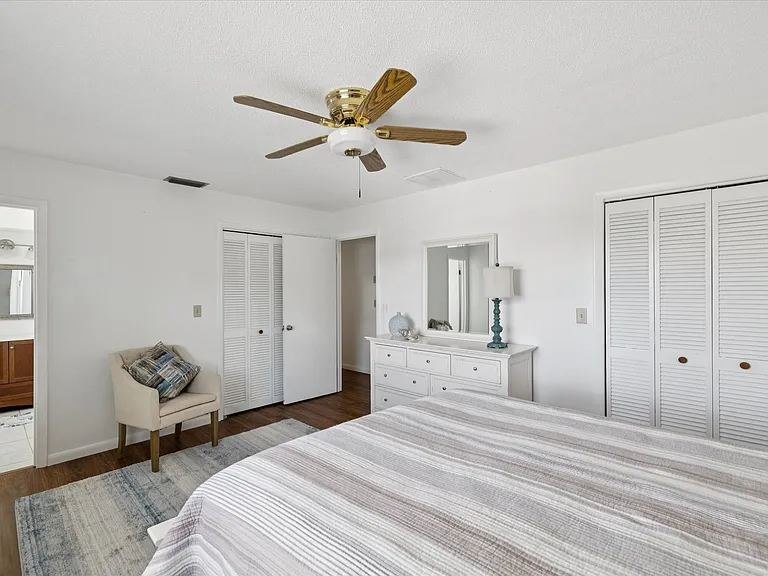 3272 Minnow Creek Dr — Photo 16