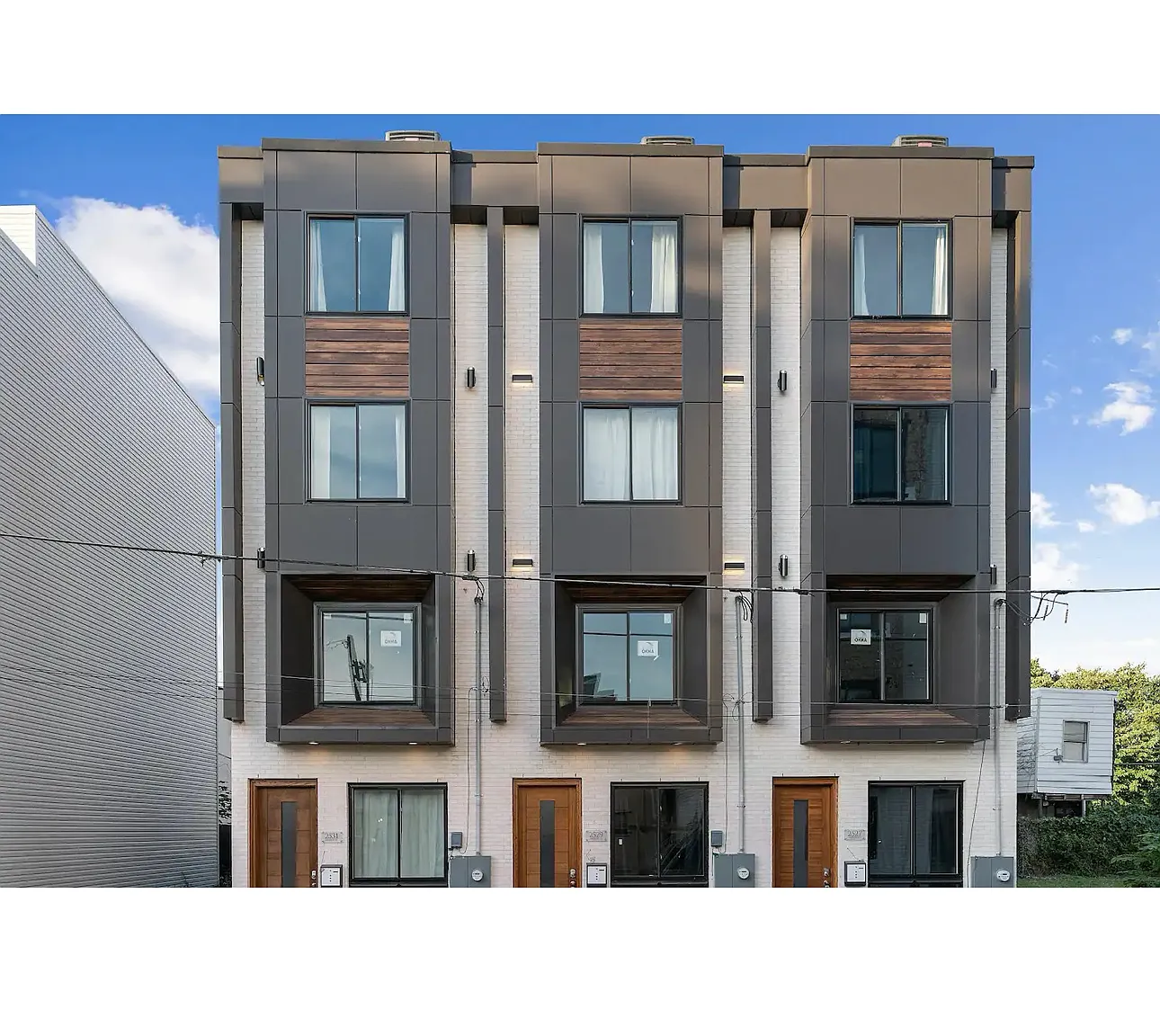 4 bed, 2400 sqft, $3,450 — Photo 1