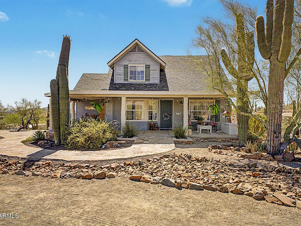 1935 E Tanya Rd