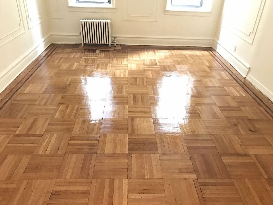 2nd image of 55 Parade Pl APT D11
