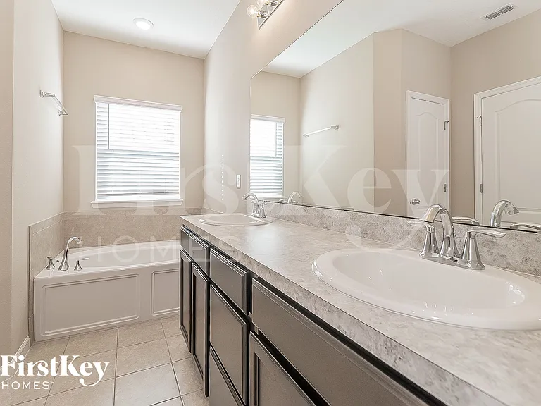 5659 Kellar Cir — Photo 10