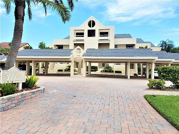 5th image of 722 Pinellas Bayway S #109