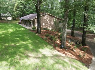 727 Laney Dr, Clinton, MS 39056