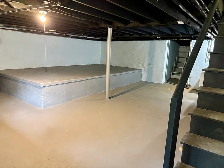 7 Crestwood Pl — Photo 12