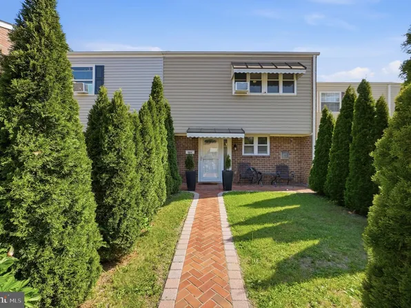 404 Bethlehem Ct, Hagerstown, MD 21740
